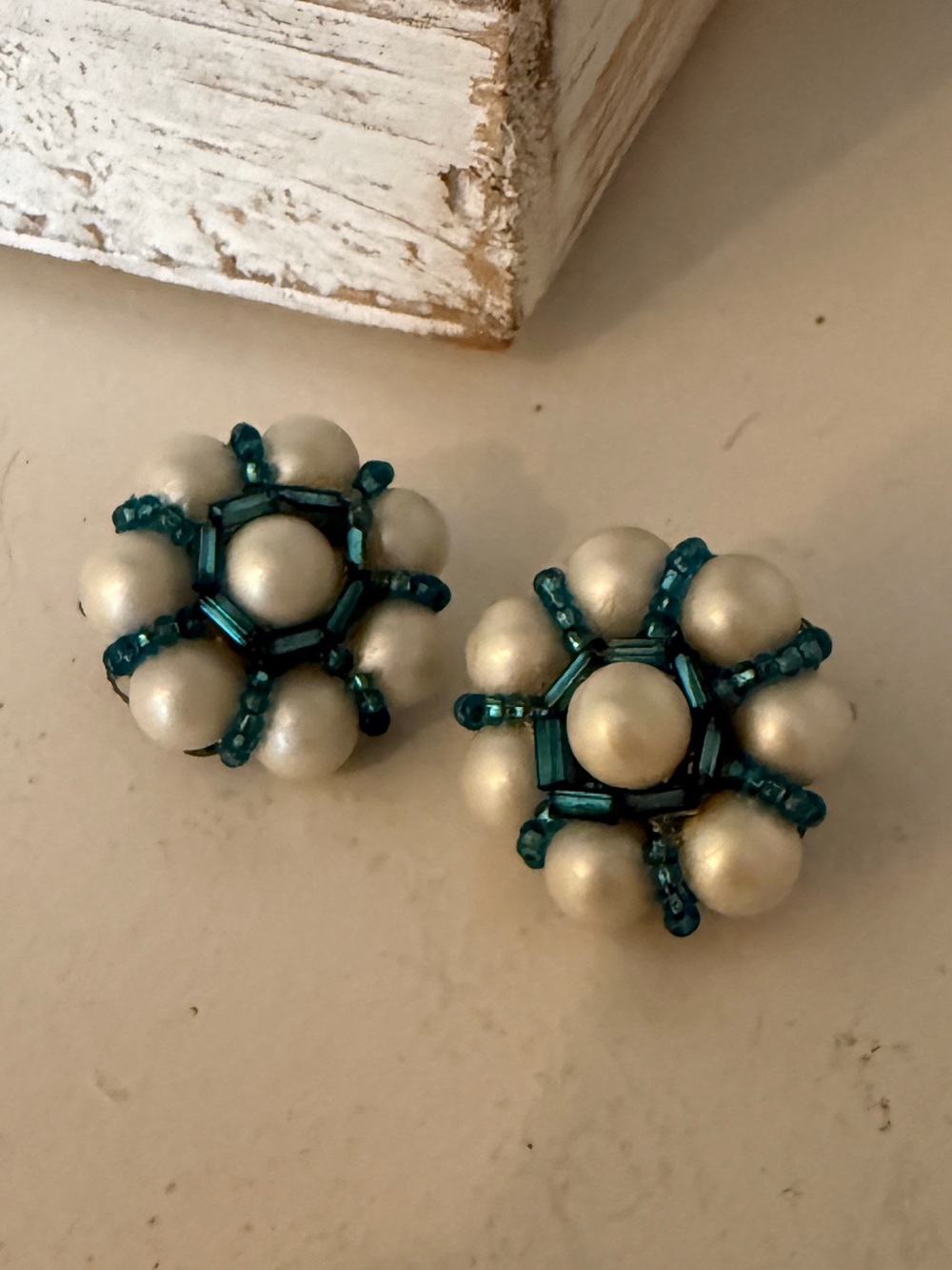 Vintage Faux Pearl Teal Beaded Cluster Clip On Earrings Mid Century